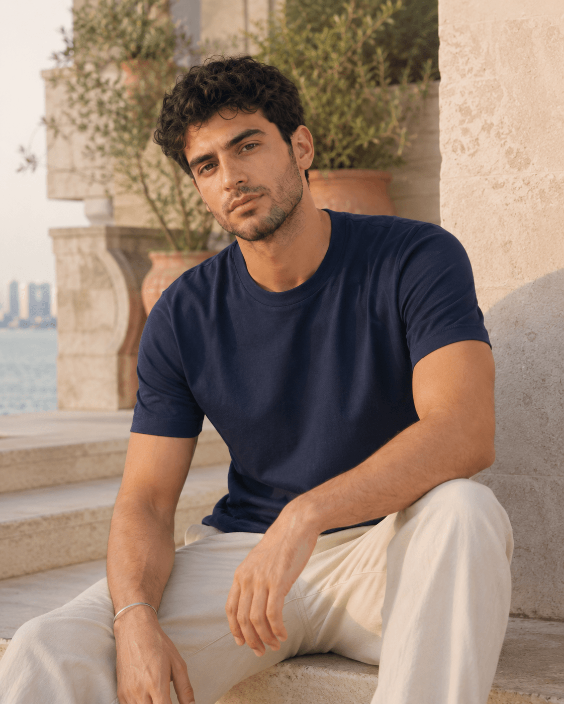 BAIU™ Essential Crew Neck T-Shirt • Regular Fit